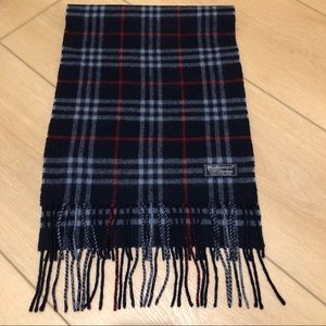 Burberry Nova Check Vintage Scarf